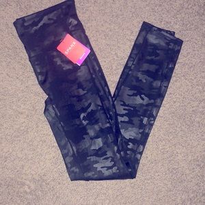 BRAND NEW Spanx Faux Leather Camo leggings